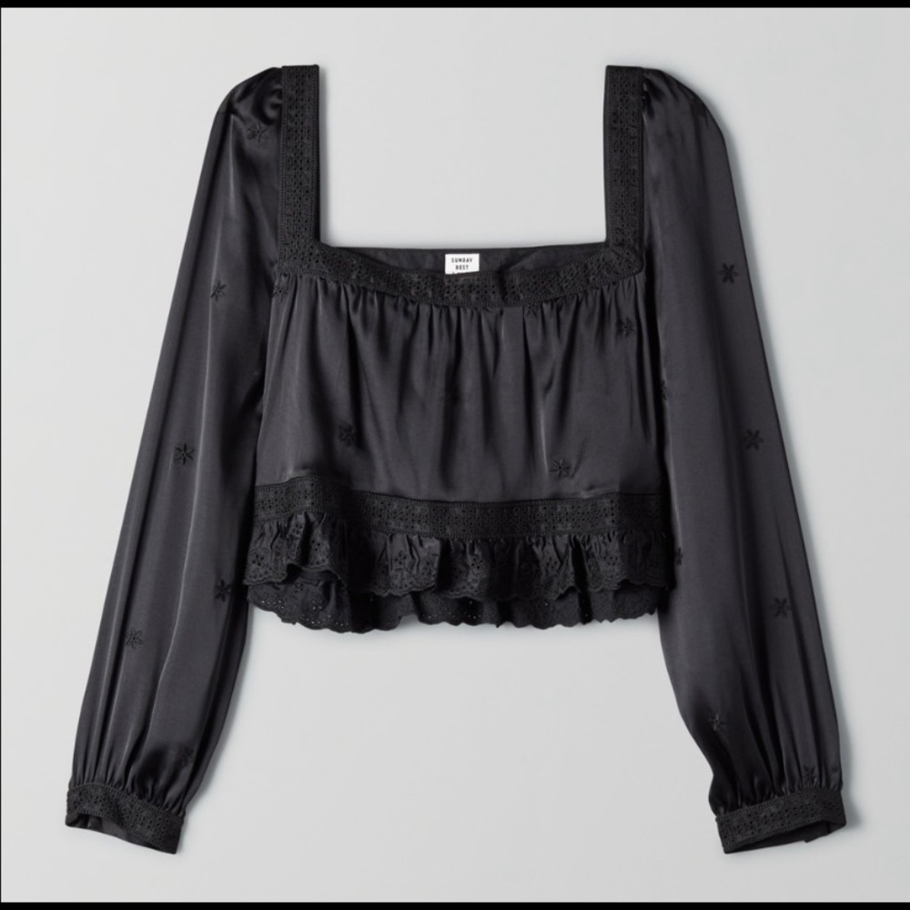 Aritzia long sleeve flowy shirt